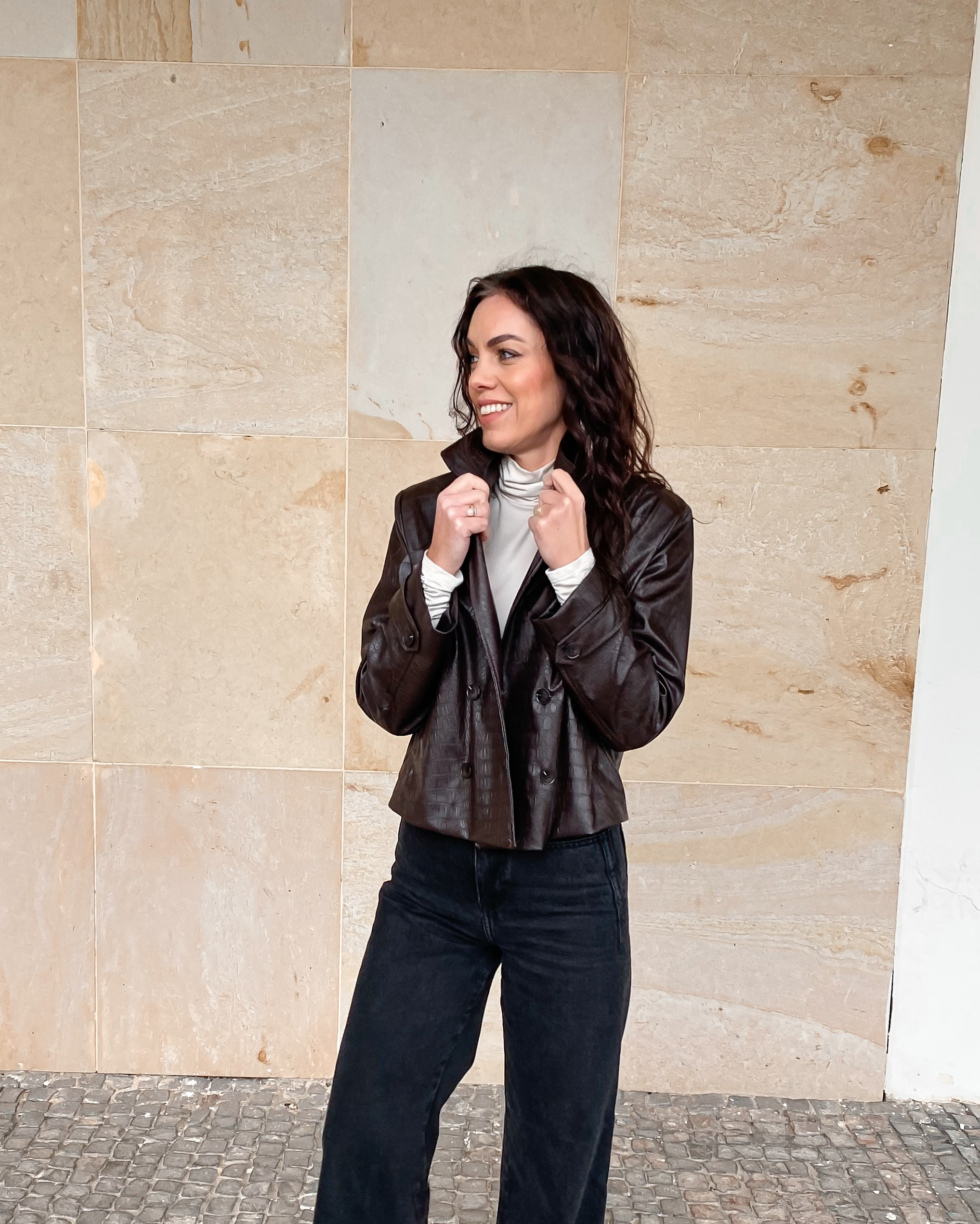 Krátké sako Crocollin