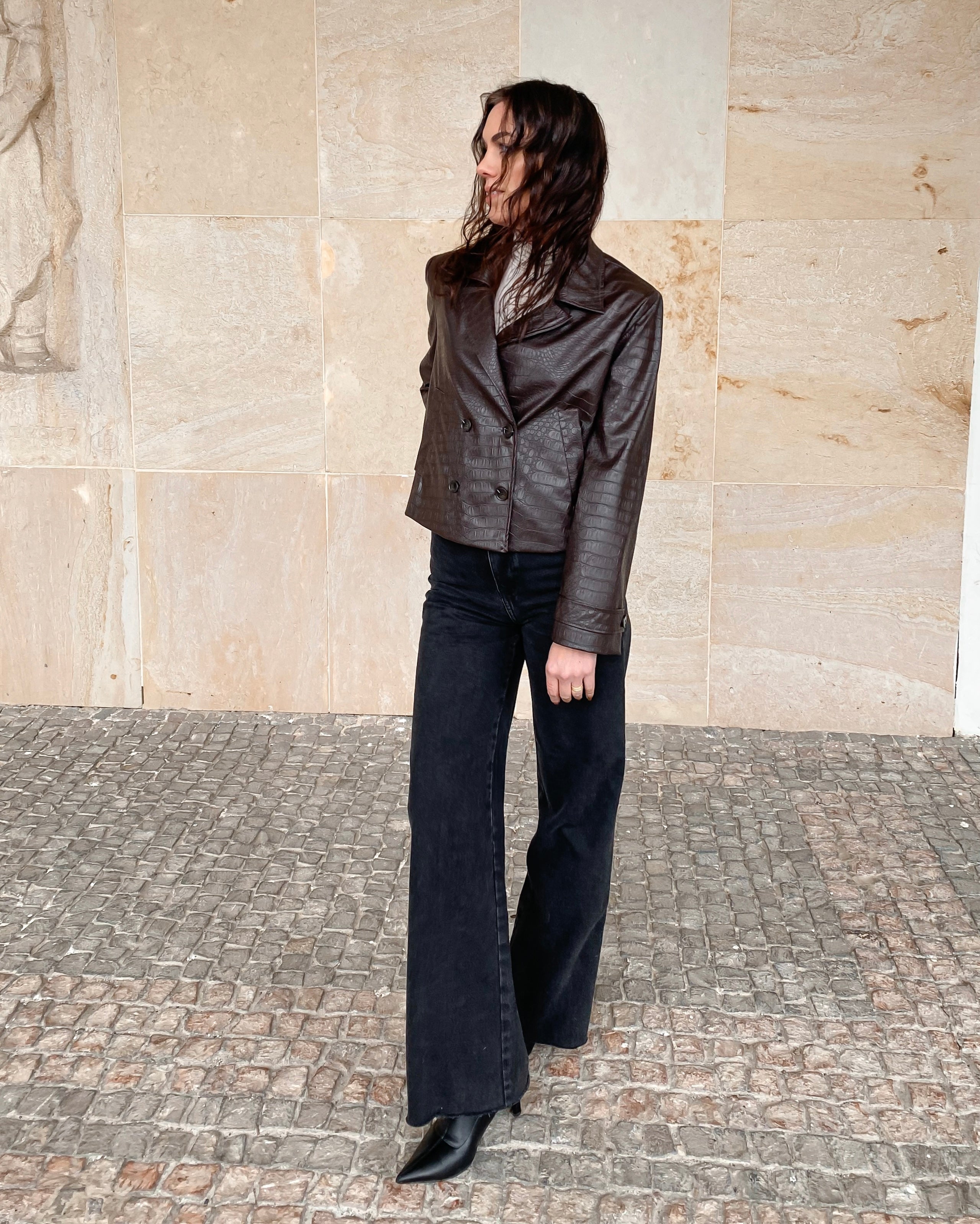 Krátké sako Crocollin