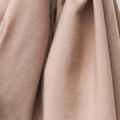 Halenka Lota s vázačkami