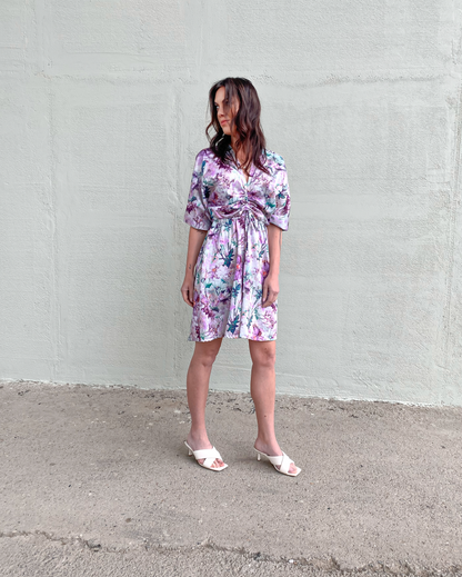 Šaty z japonského saténu