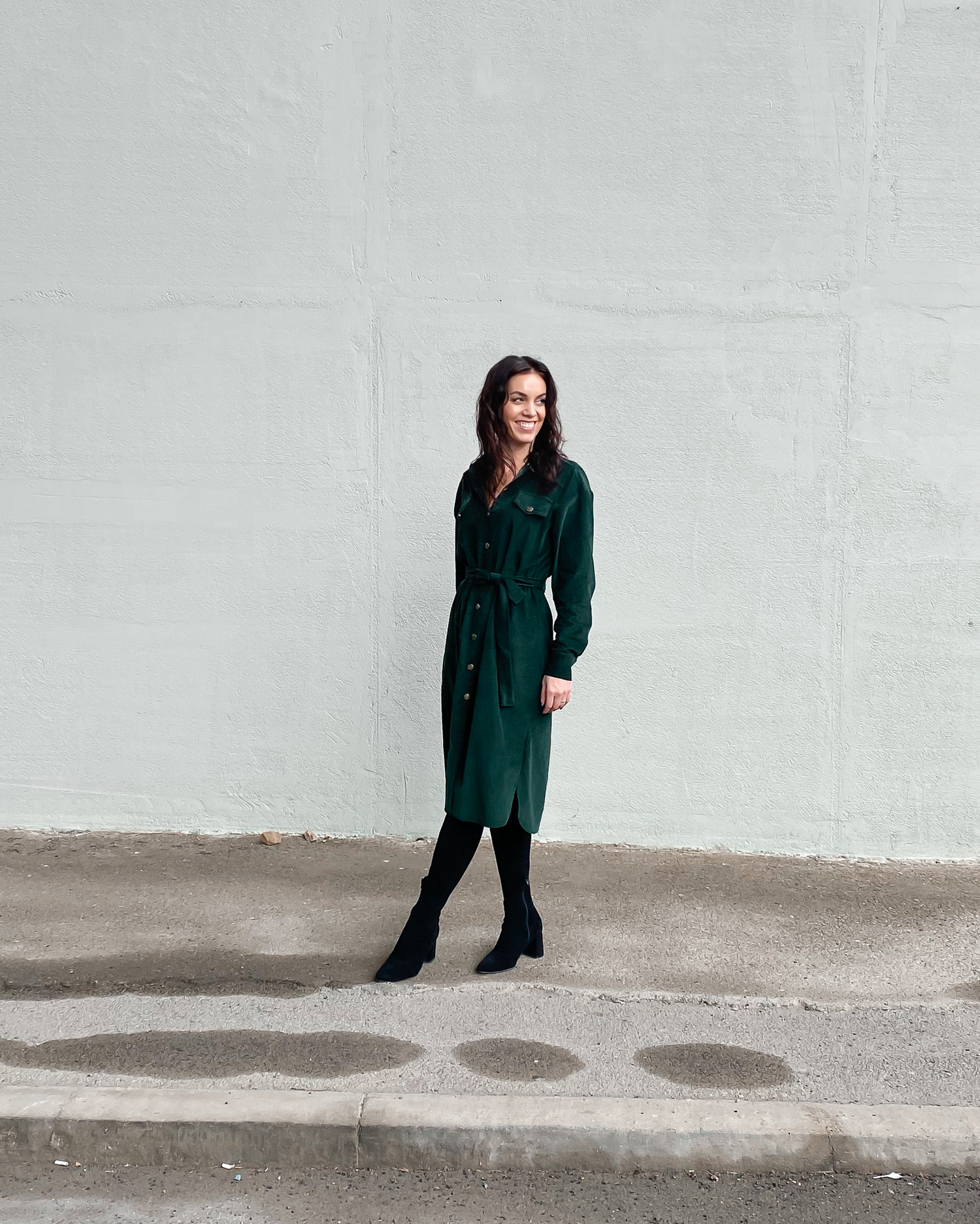 Manšestrové šaty Cora