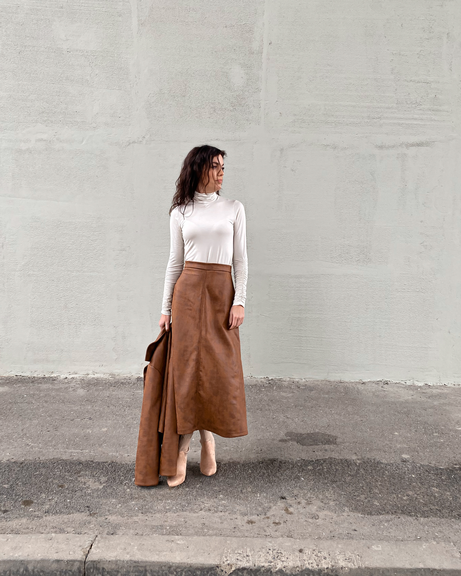 Semišová sukně Liv